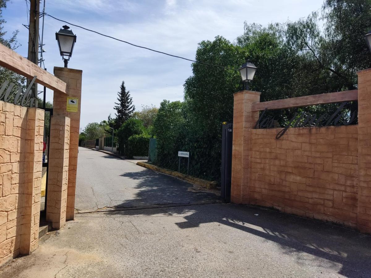 Apartamento El Grifo Carmona  Eksteriør bilde